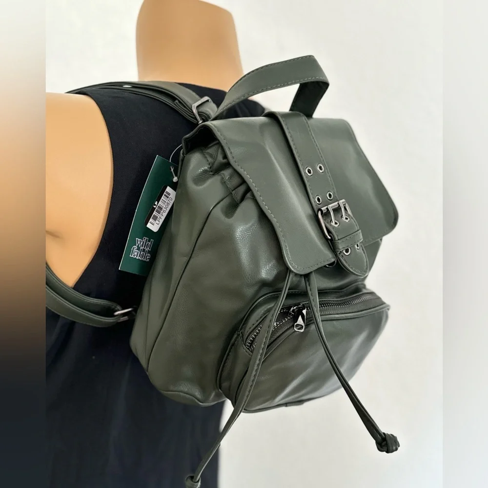 NWT Mini Flap with Buckle with Closure Backpack - Wild Fable Green - Picture 5 of 7
